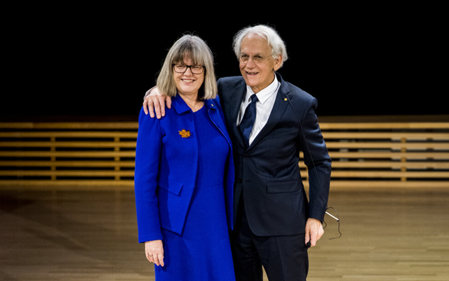 Donna Strickland et Gérard Mourou, lauréats 2018 du prix Nobel de physique  