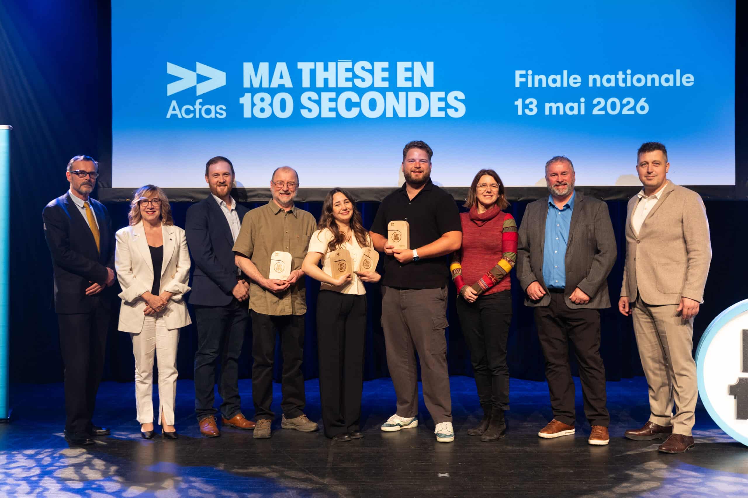 Antoine Gillet remporte le 2e prix du jury à la finale nationale de Ma thèse en 180 secondes