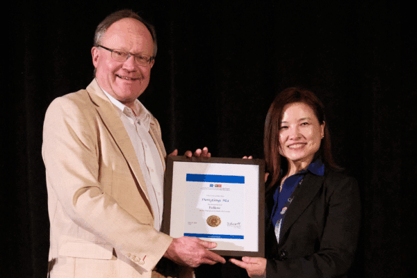 La professeure Dongling Ma honorée par l’Institut de chimie du Canada