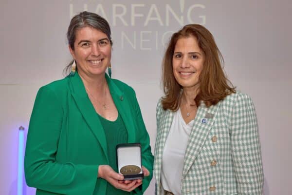 A Harfang des neiges Award for Valérie S. Langlois, a Pioneer in Environmental DNA 
