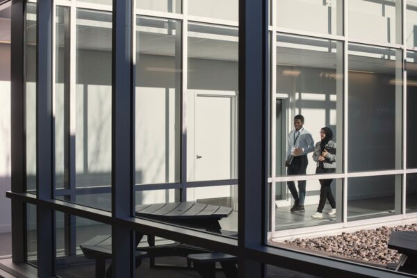 L’INRS, une institution socialement et environnementalement responsable 