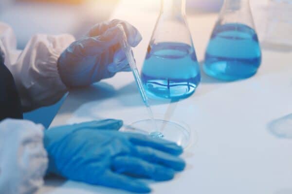 Santé environnementale et chimie biomédicale : deux chaires de recherche pour mieux protéger la population québécoise