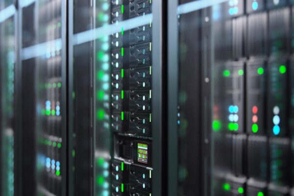 Vers un atlas des infrastructures numériques au Québec : emprises foncières et énergétiques des centres de données