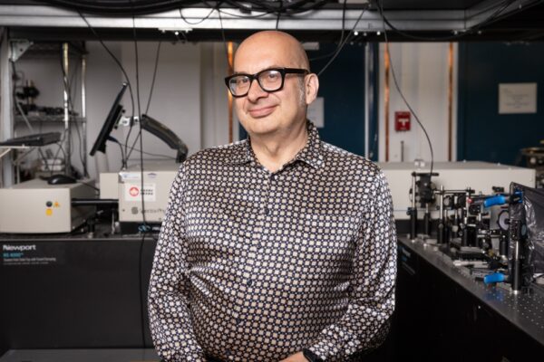 Roberto Morandotti remporte le prestigieux prix Max Born pour ses avancées en photonique quantique